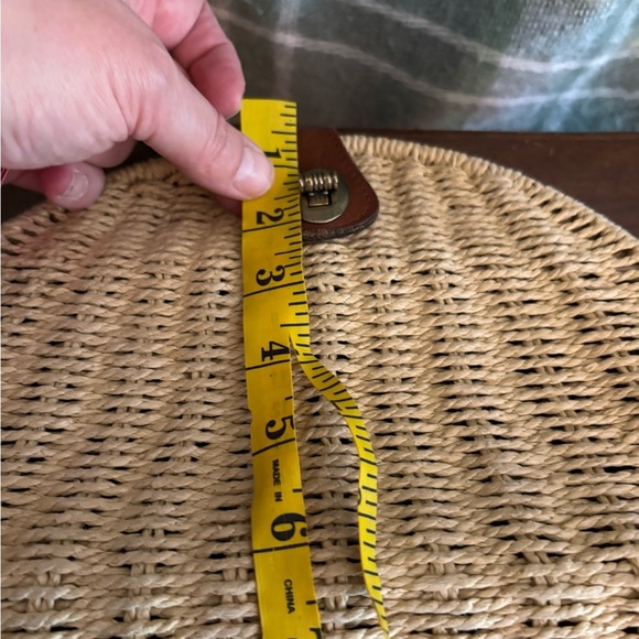 Patricia Nash Tan and Brown Woven Shoulder Bag - Picture 10 of 10